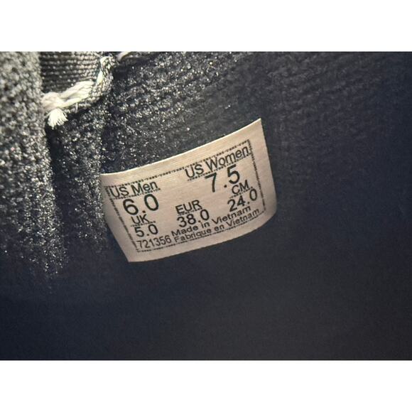 VANS Knu Skool Skate Platform Stacked Womens Size 7.5 Sneaker Black Pink Satin - Picture 9 of 9